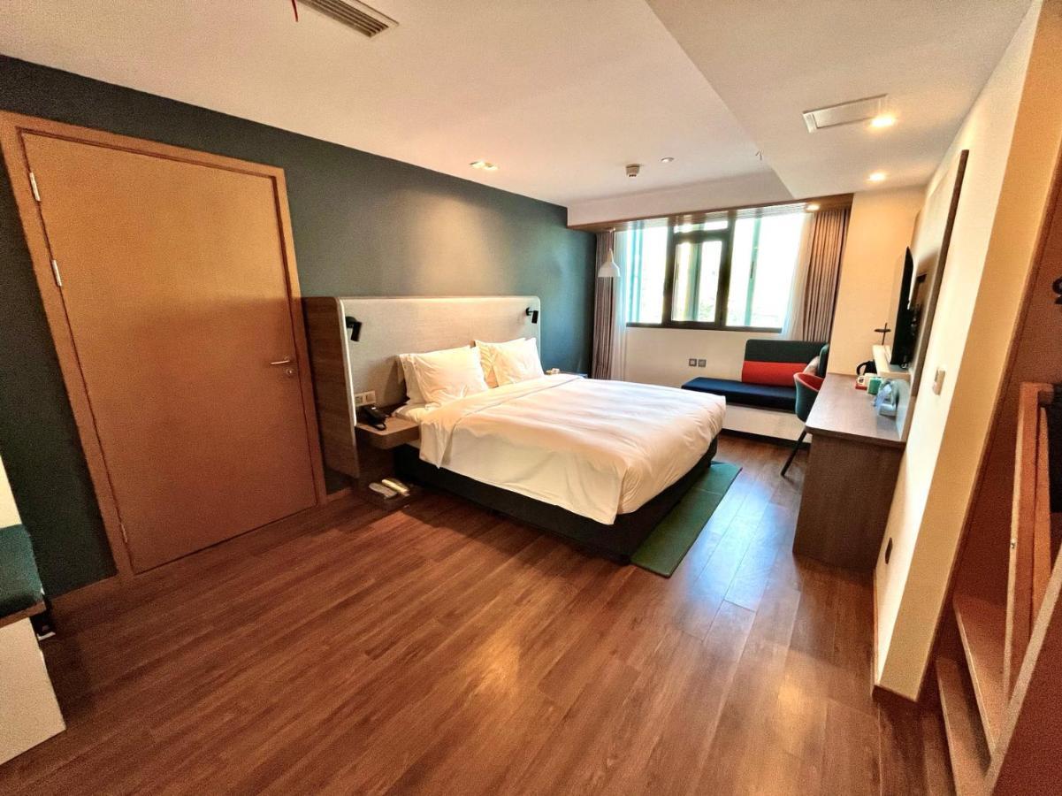 Holiday Inn Express Qingdao City Center By Ihg Buitenkant foto